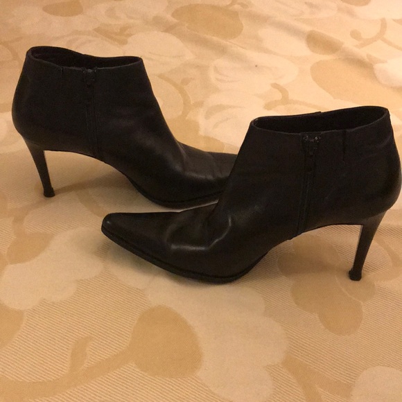 Kenneth Cole High Heel Ankle Boots - Picture 3 of 4